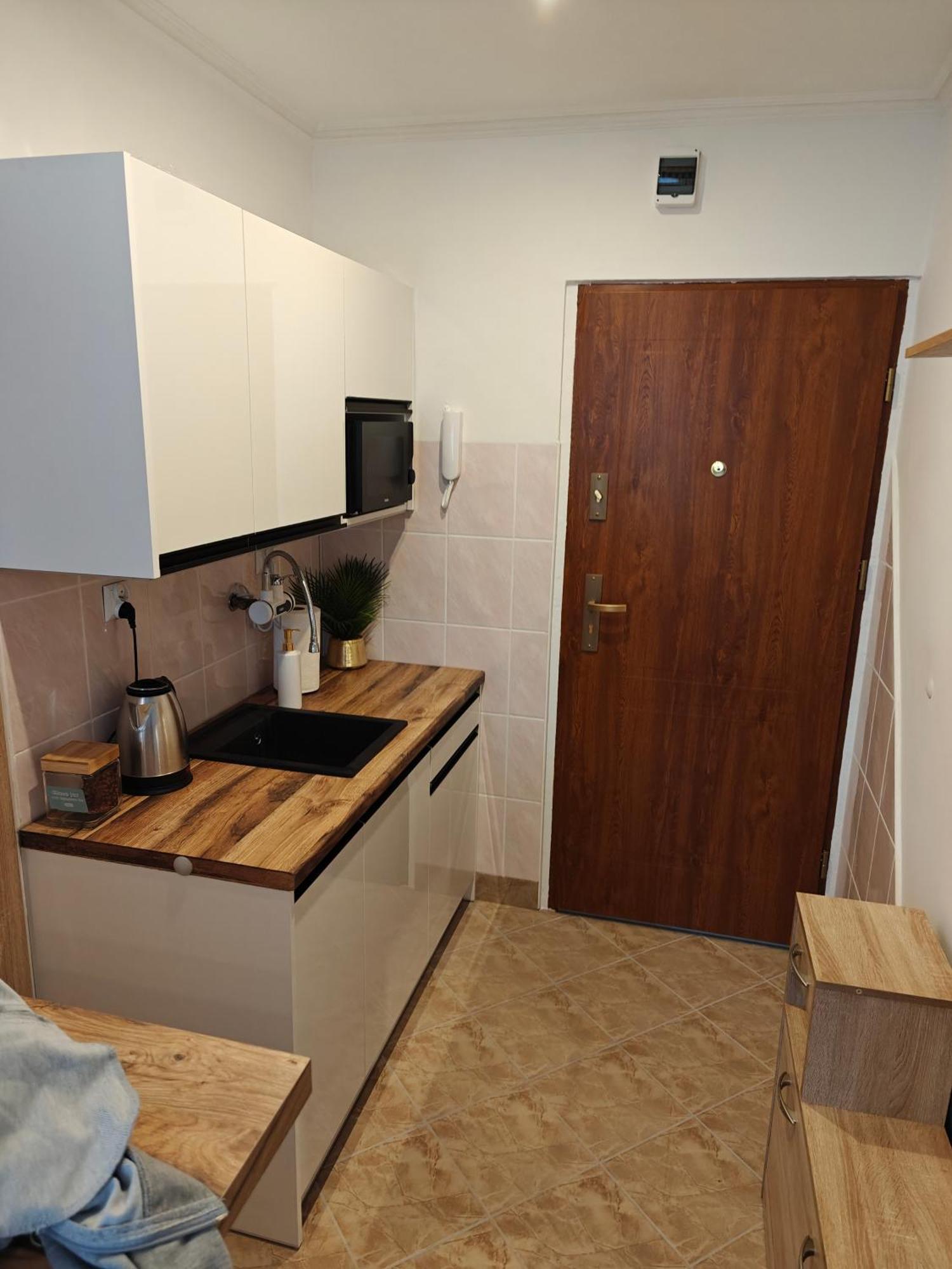 Apartament Pastelowy Kollataja Apartment Tomaszow Mazowiecki Ngoại thất bức ảnh